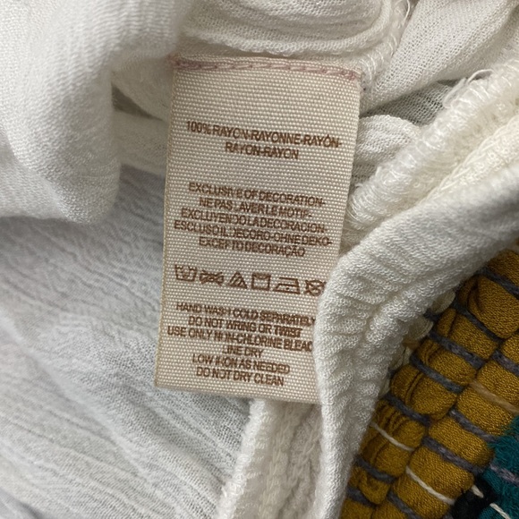 Free People Ivory Beaded Give Him The Cold Shoulder Blouse Size Medium - Picture 8 of 10